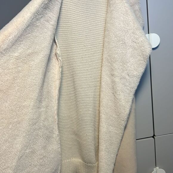 Seven Sisters fur suede sweater vest - Picture 4 of 6